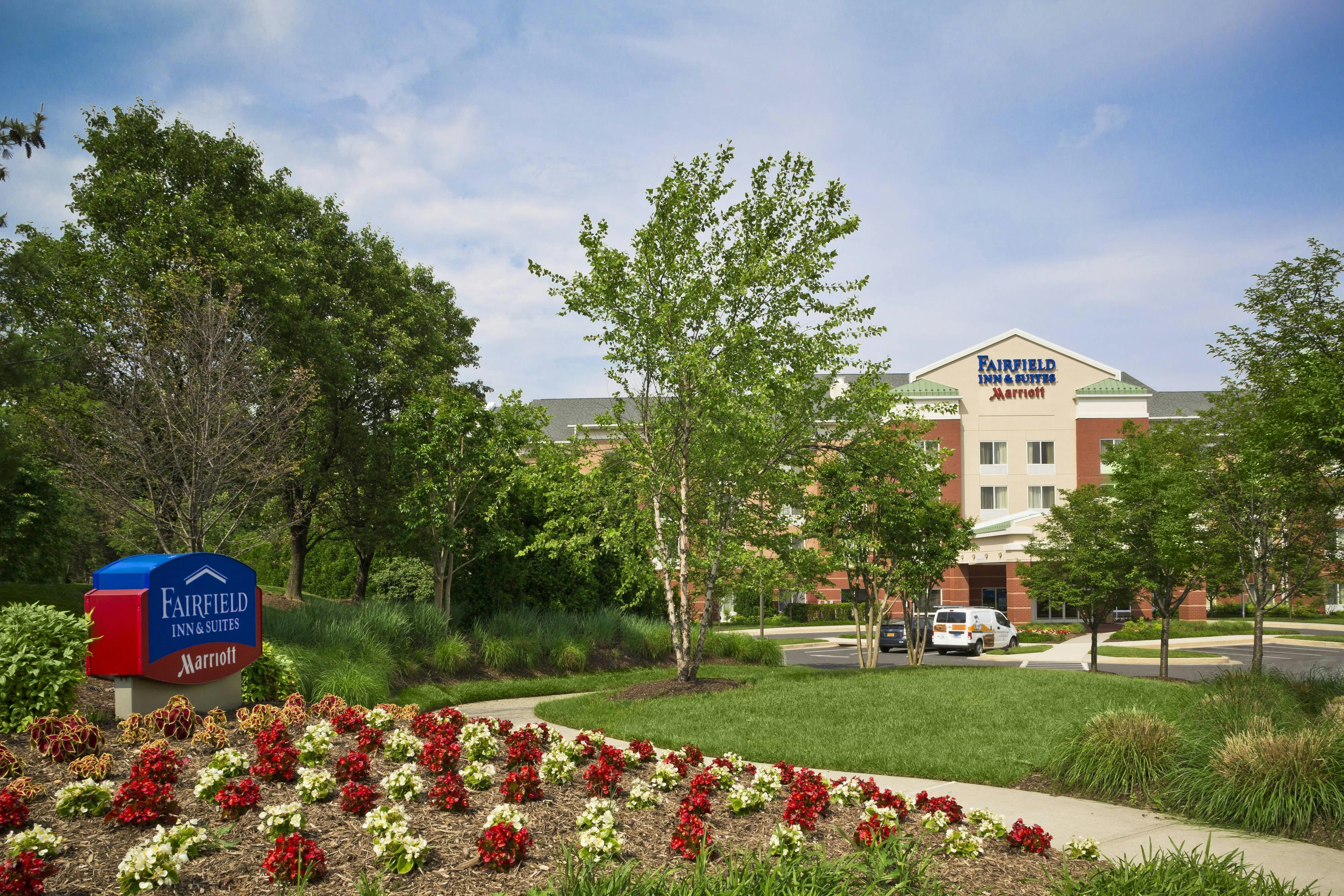 Fairfield Inn & Suites by Marriott White Marsh 32/33