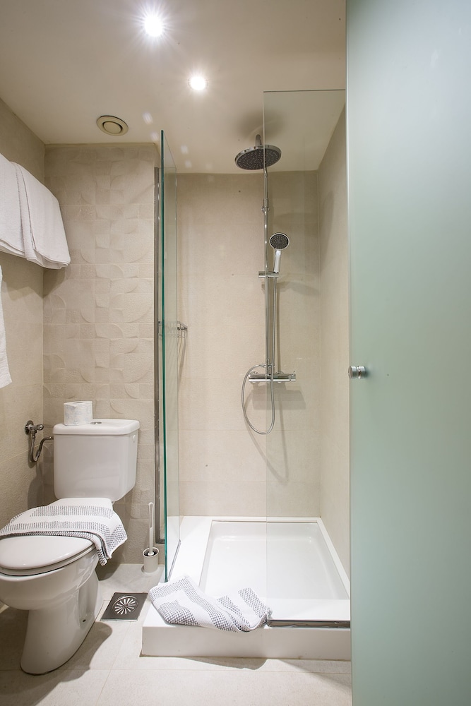 Telesilla Hotel 23/74