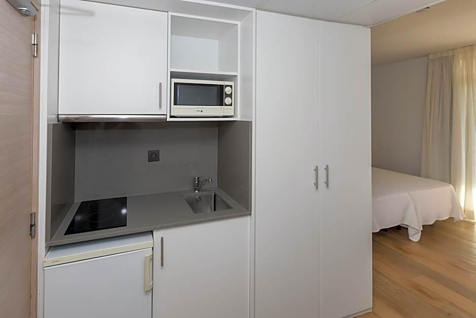 Ponient Aparthotel Marinada 48/48