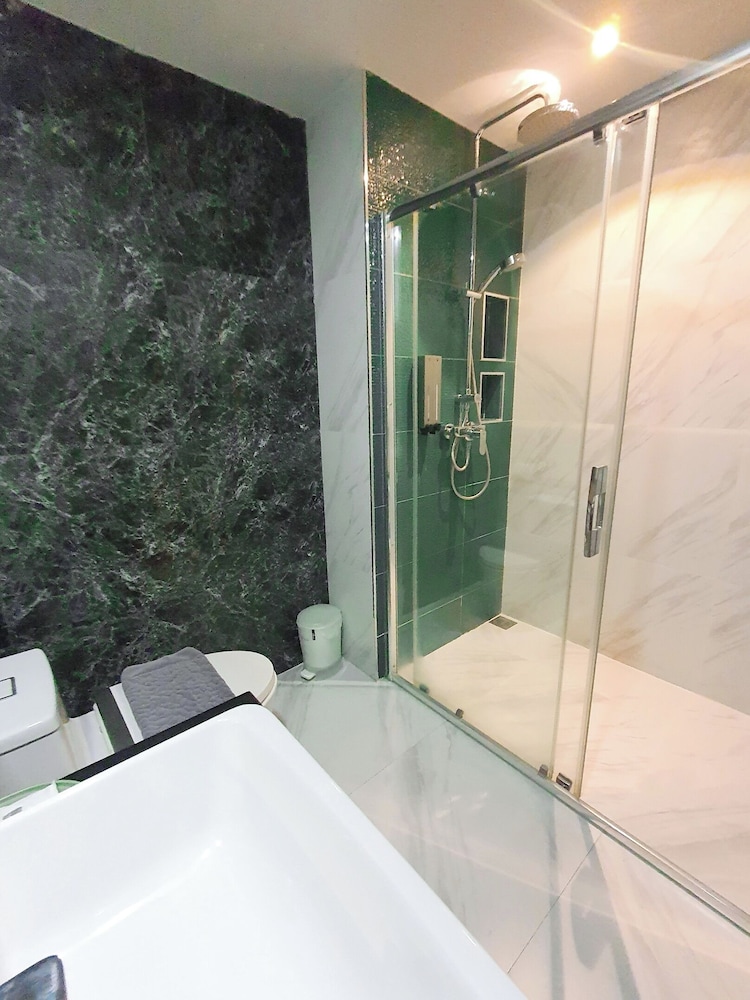 Marigold Lanna Boutique Hotel 57/58
