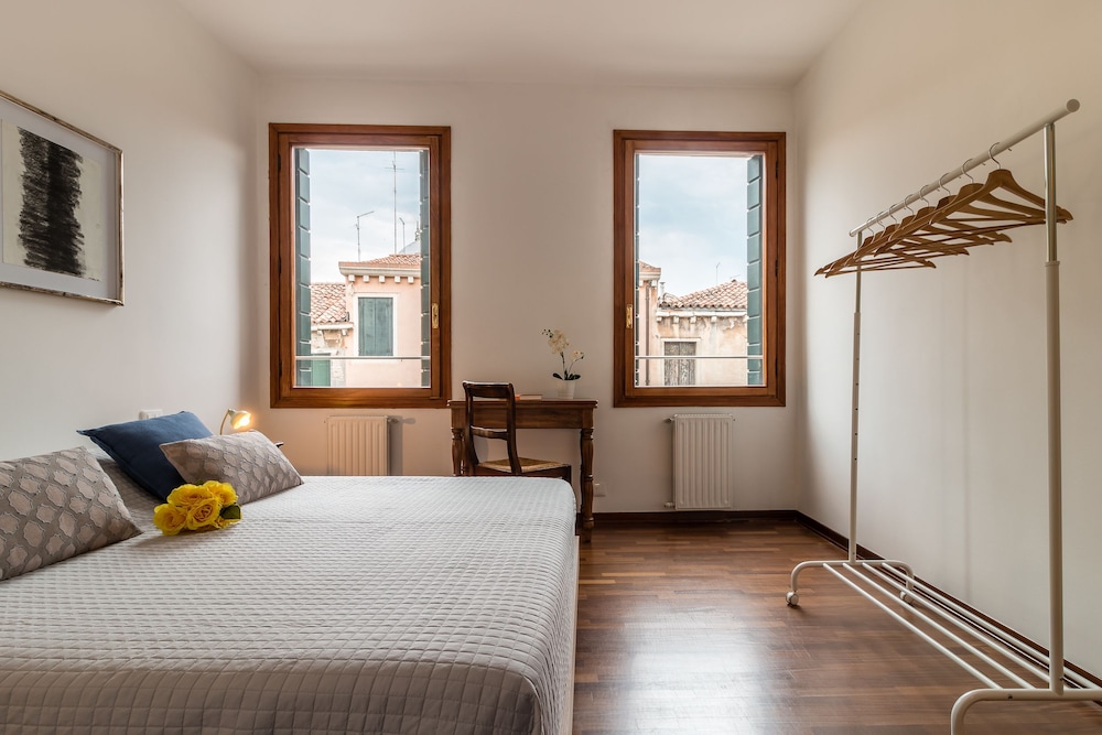 2 BEDROOMS, APARTMENT