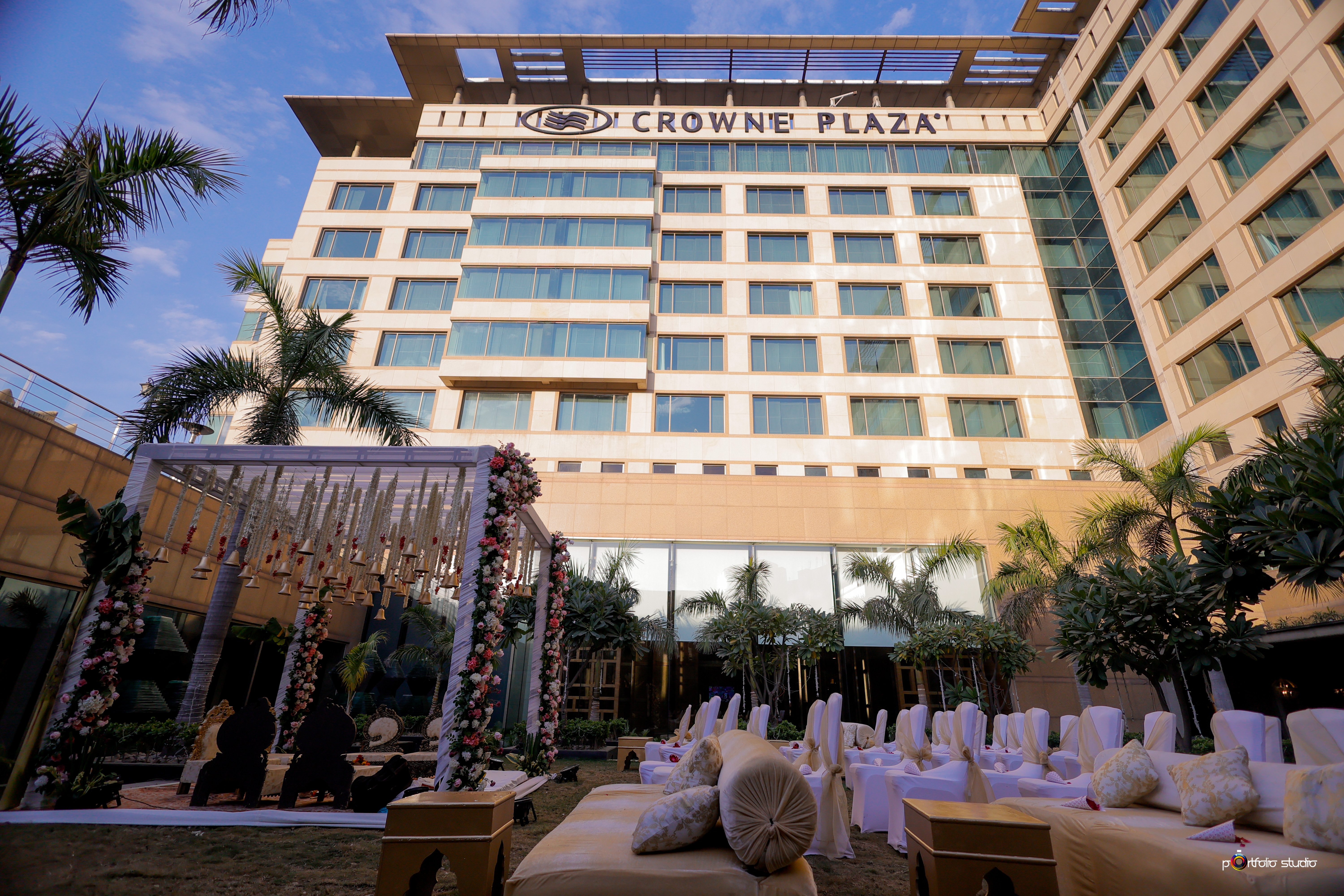 Crowne Plaza Gurgaon 4/82
