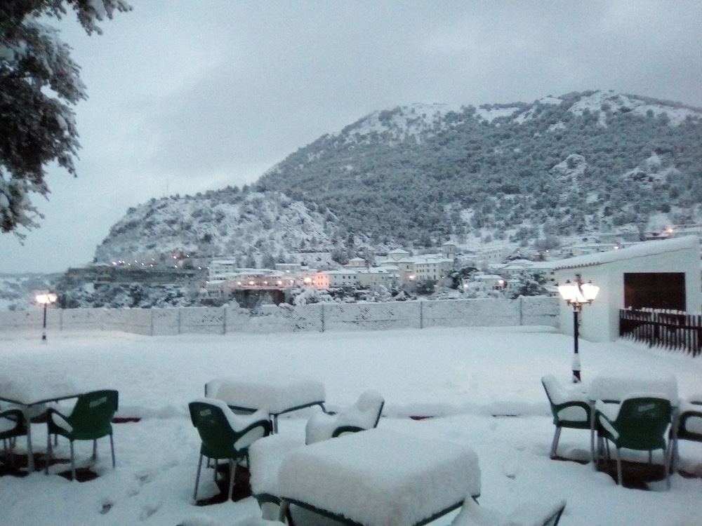 Hotel Villa De Grazalema 49/57