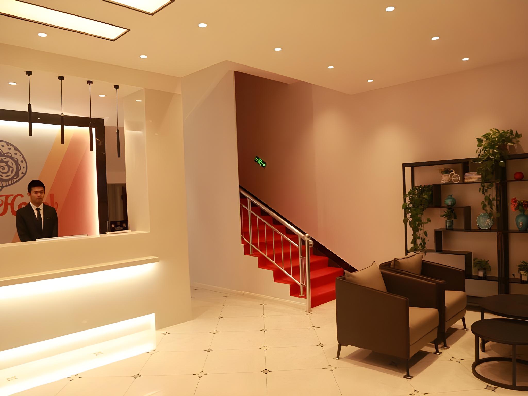Shell Hebi Qi County Qi River Road Hotel 7/44