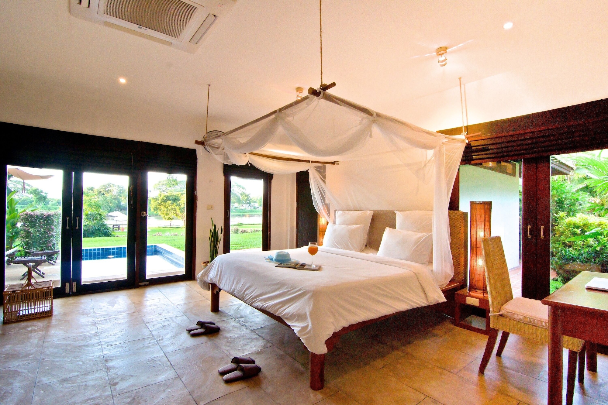 1 BEDROOM, VILLA, WITH POOL