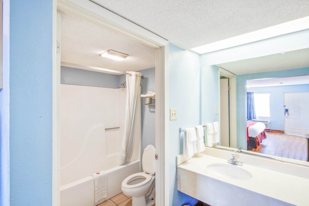 Rodeway Inn Richland - Jackson South 30/35