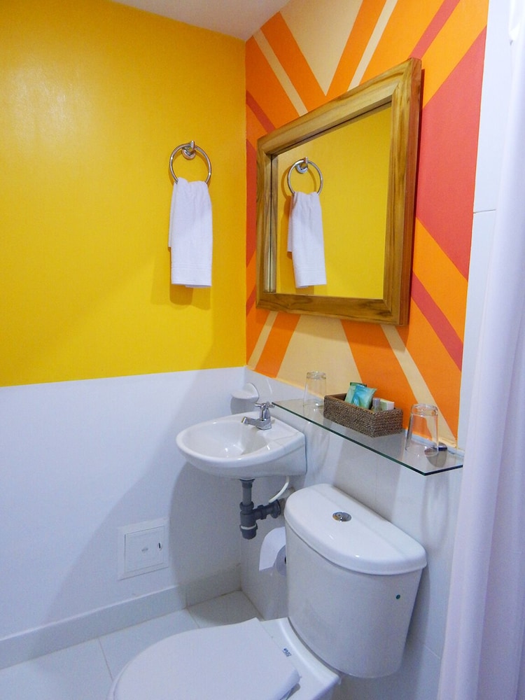 Ethnic Thematic Hotel 49/50