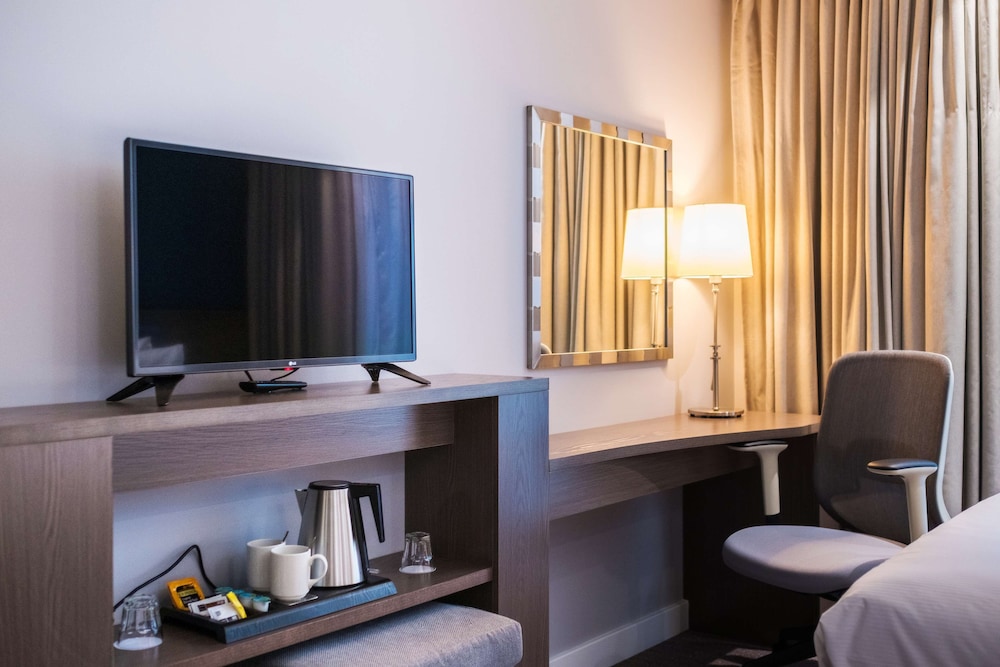HAMPTON BY HILTON ABERDEEN AIRPORT 40/46