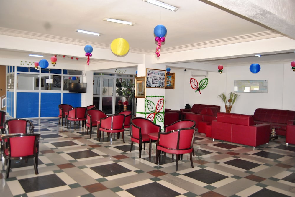 Riviera Hotel Benin 34/42