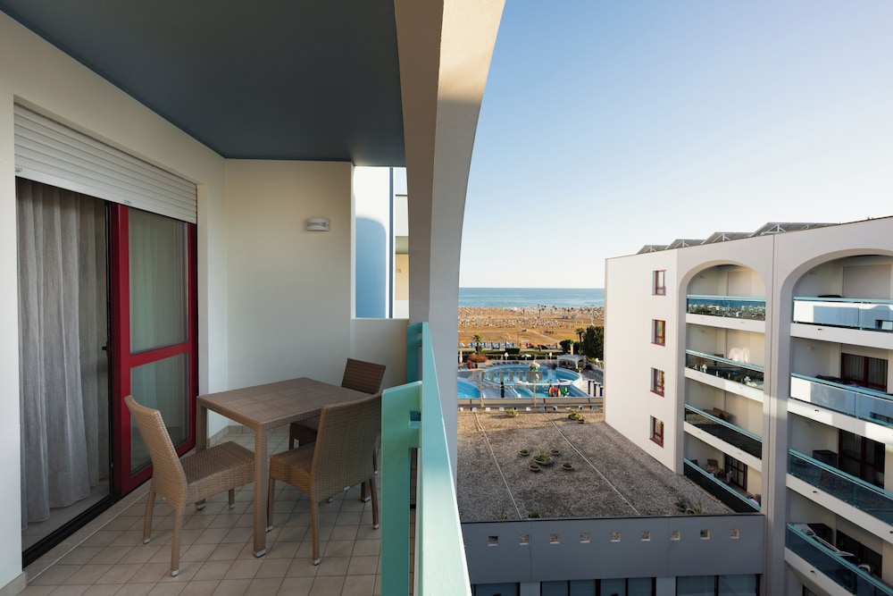Aparthotel Imperial 19/40