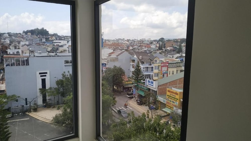 Ivy Hotel Da Lat 41/44