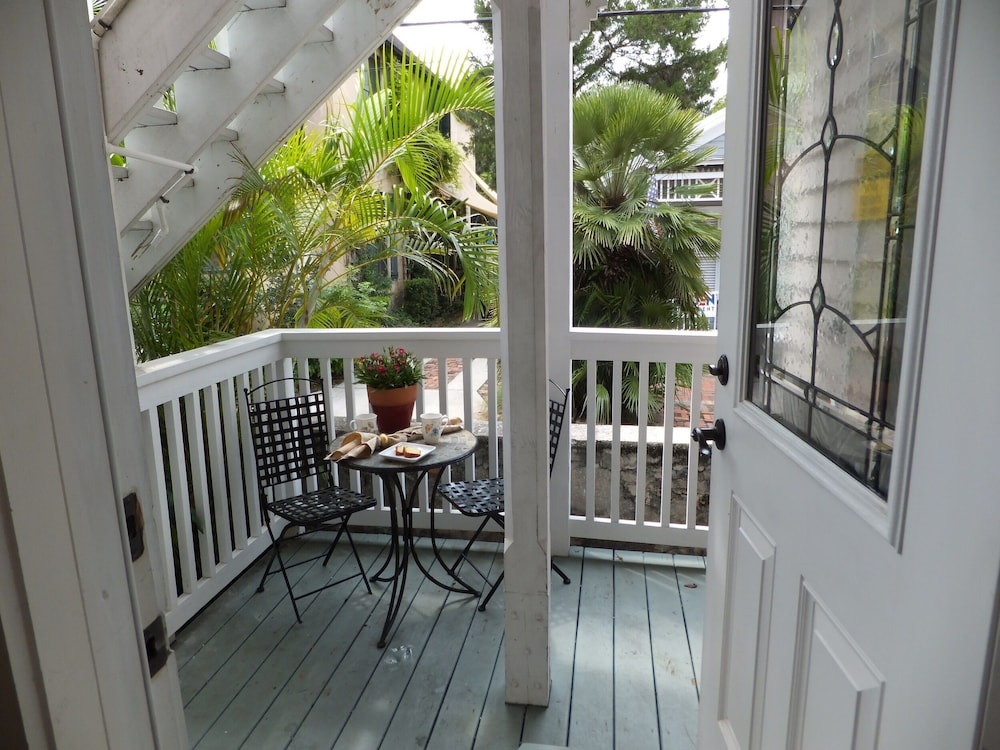 The Kenwood Inn 33/50