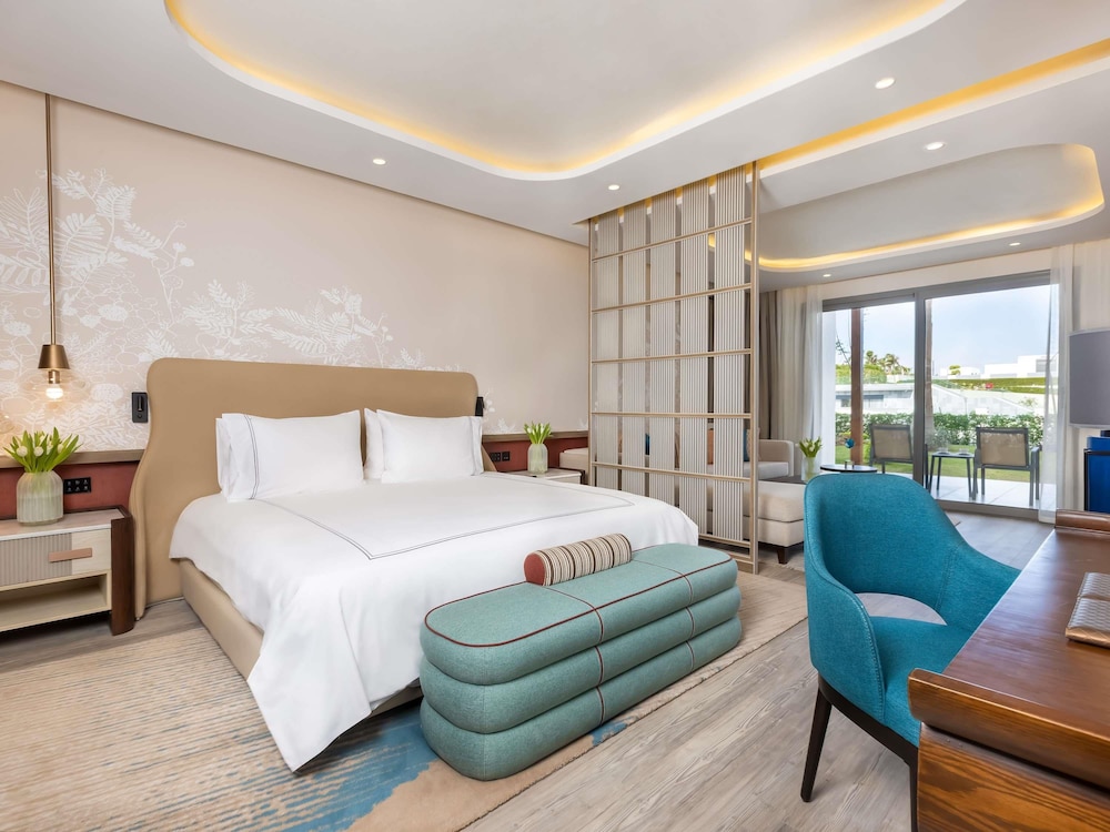 Premium, King Bed, Beach Side