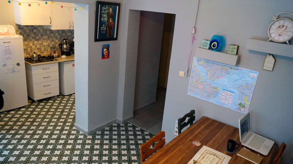 Windrose Hostel 7/47