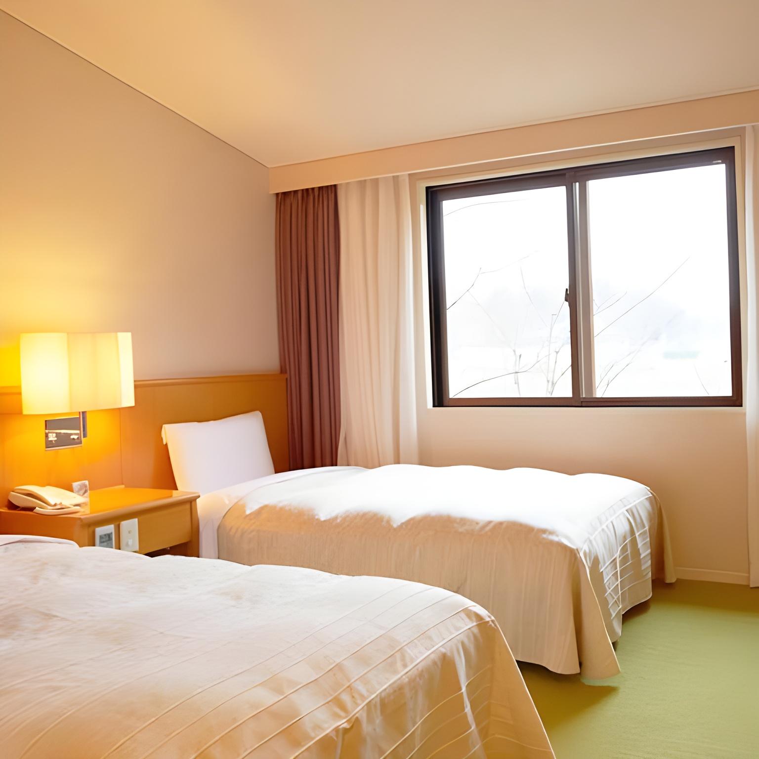 Adjoining, Standard, Twin Beds