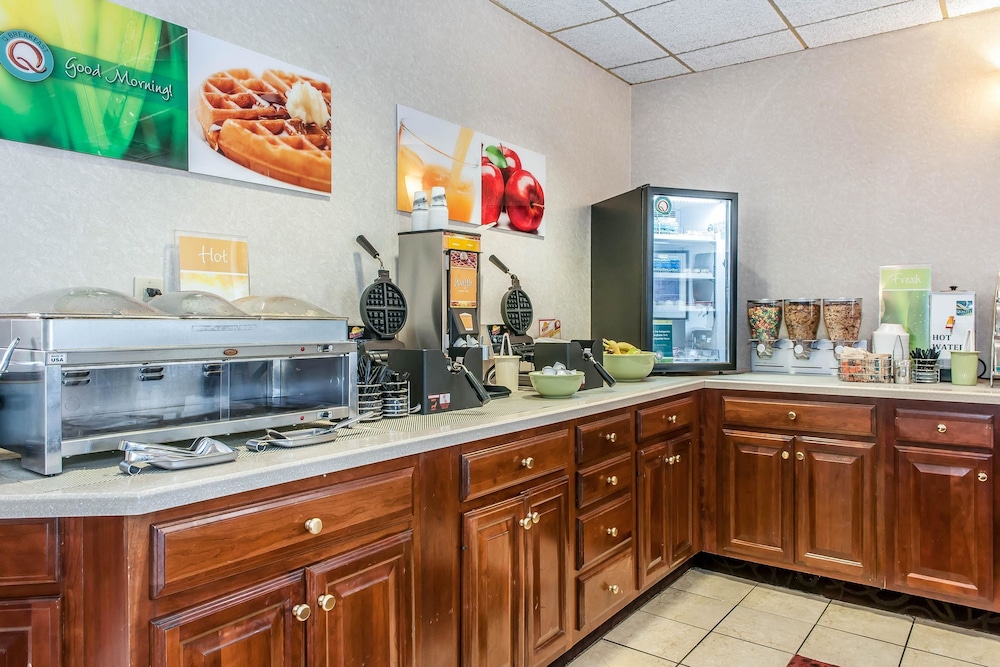 Quality Inn I-75 West Chester-North Cincinnati 38/49
