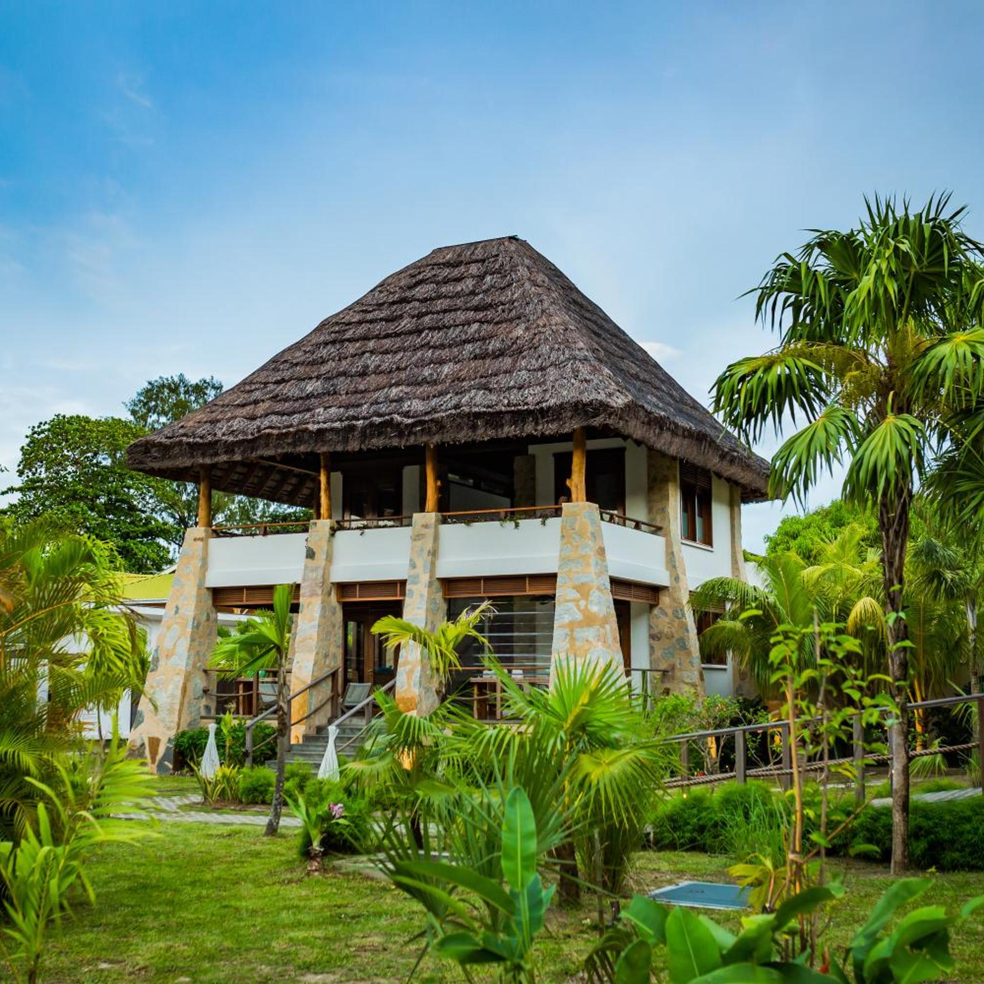 Les Lauriers Eco Hotel 3/50