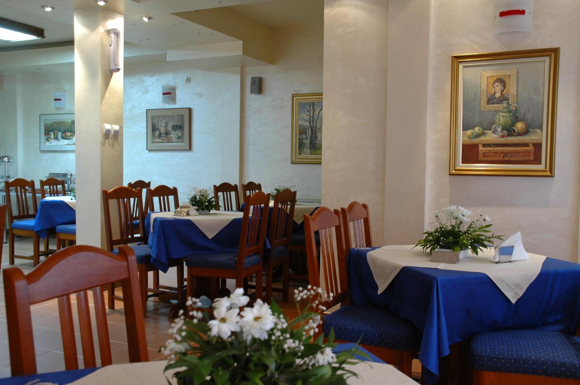 Tehnograd Hotel 38/55