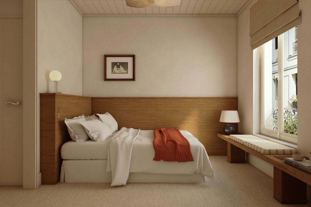ROOM, SINGLE