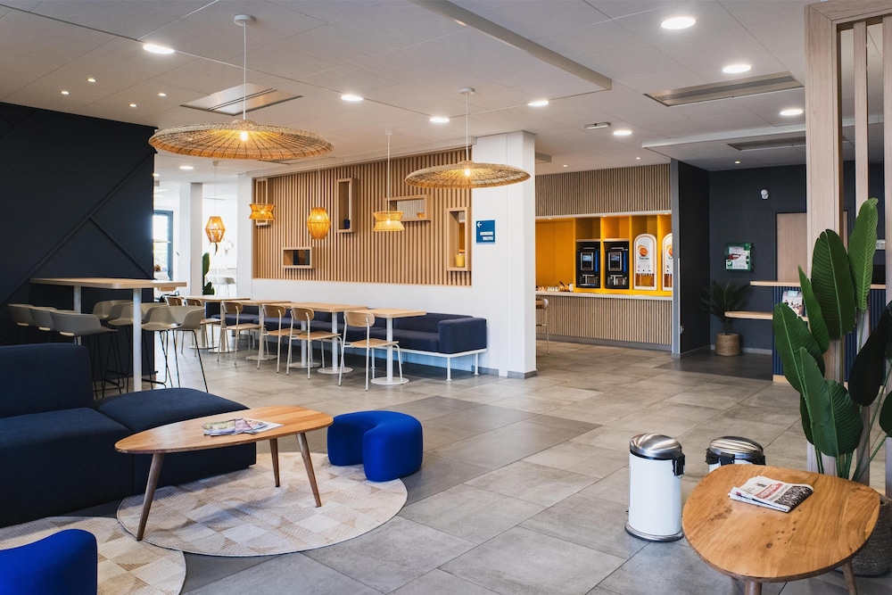Kyriad ECO - Clermont Ferrand Estaing 25/42