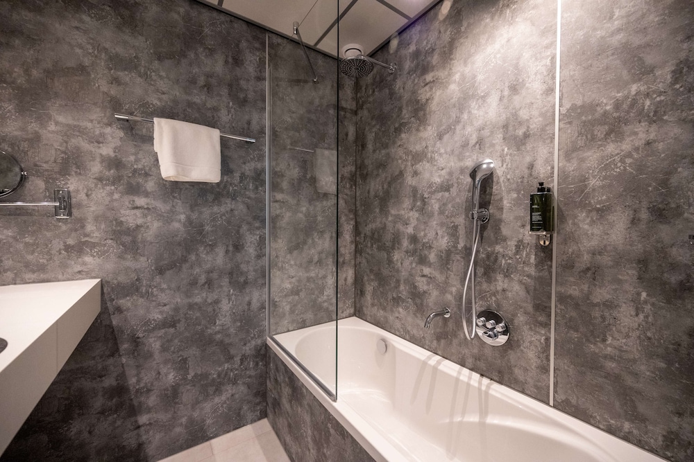 Flonk Hotel Groningen Zuid, Bw Signature Collection 13/49