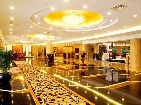 Royal International Hotel 10/30