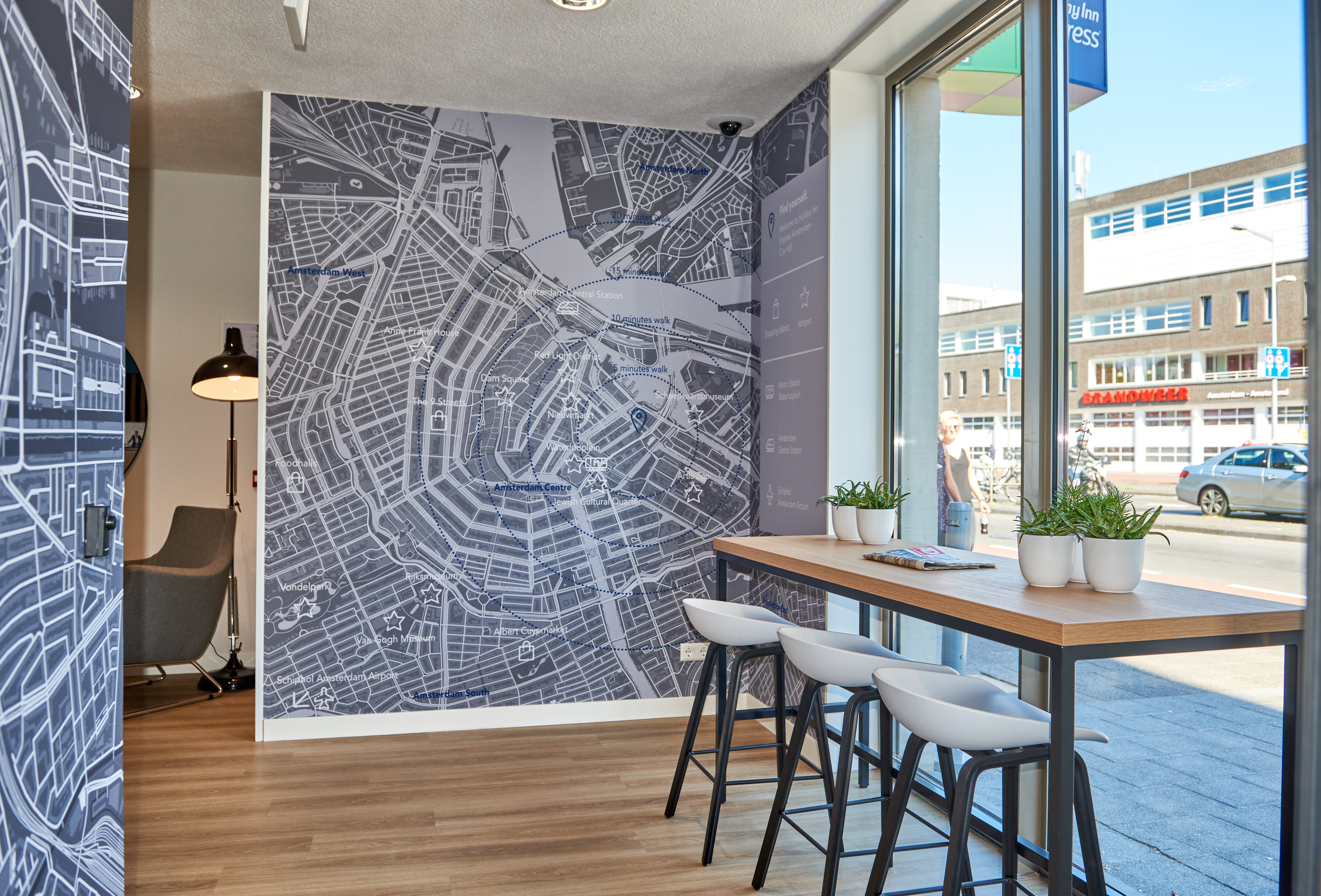 Holiday Inn Express Amsterdam - City Hall 3/18