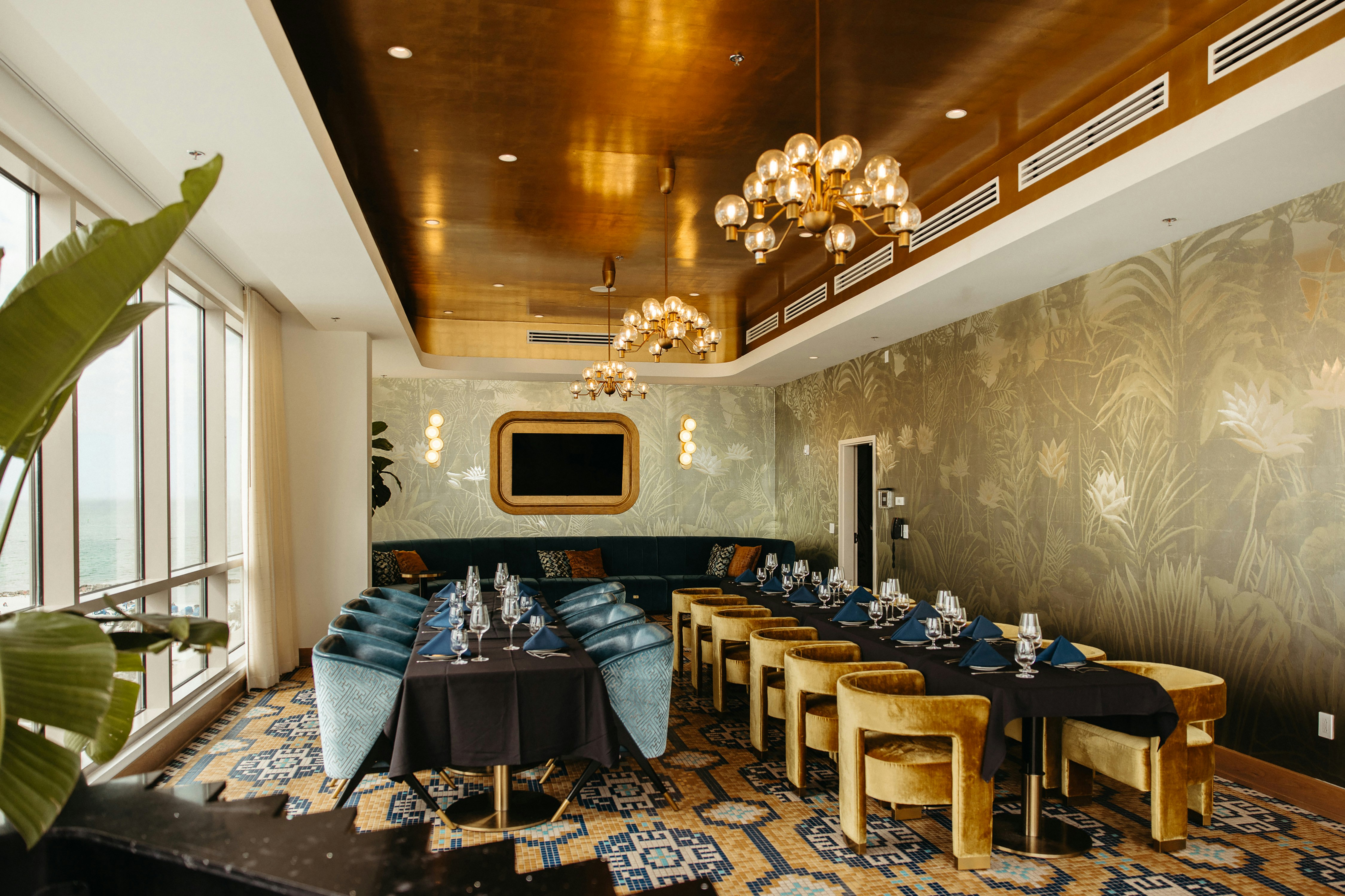The Hiatus Clearwater Beach Curio Collection by Hilton 35/53