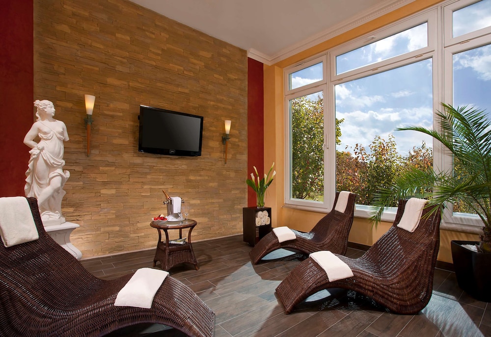 Dorint Marc Aurel Spa & Golf Resort 65/73
