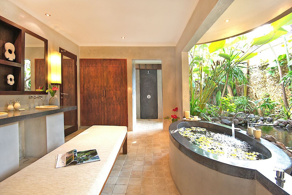 Villa Kubu 24/50