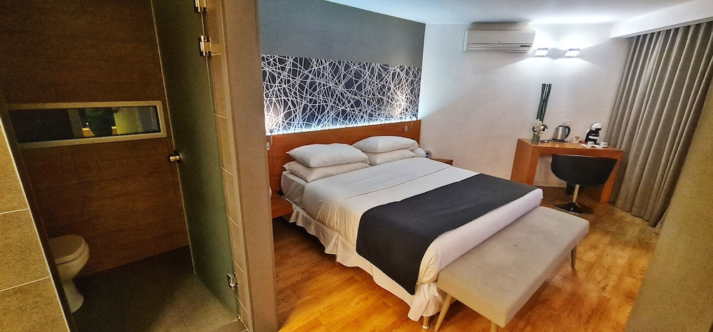 BIT Design Hotel 24/85