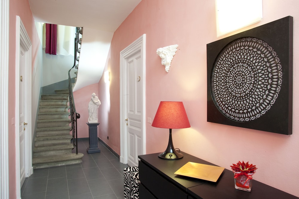Palazzo Lombardo 23/44