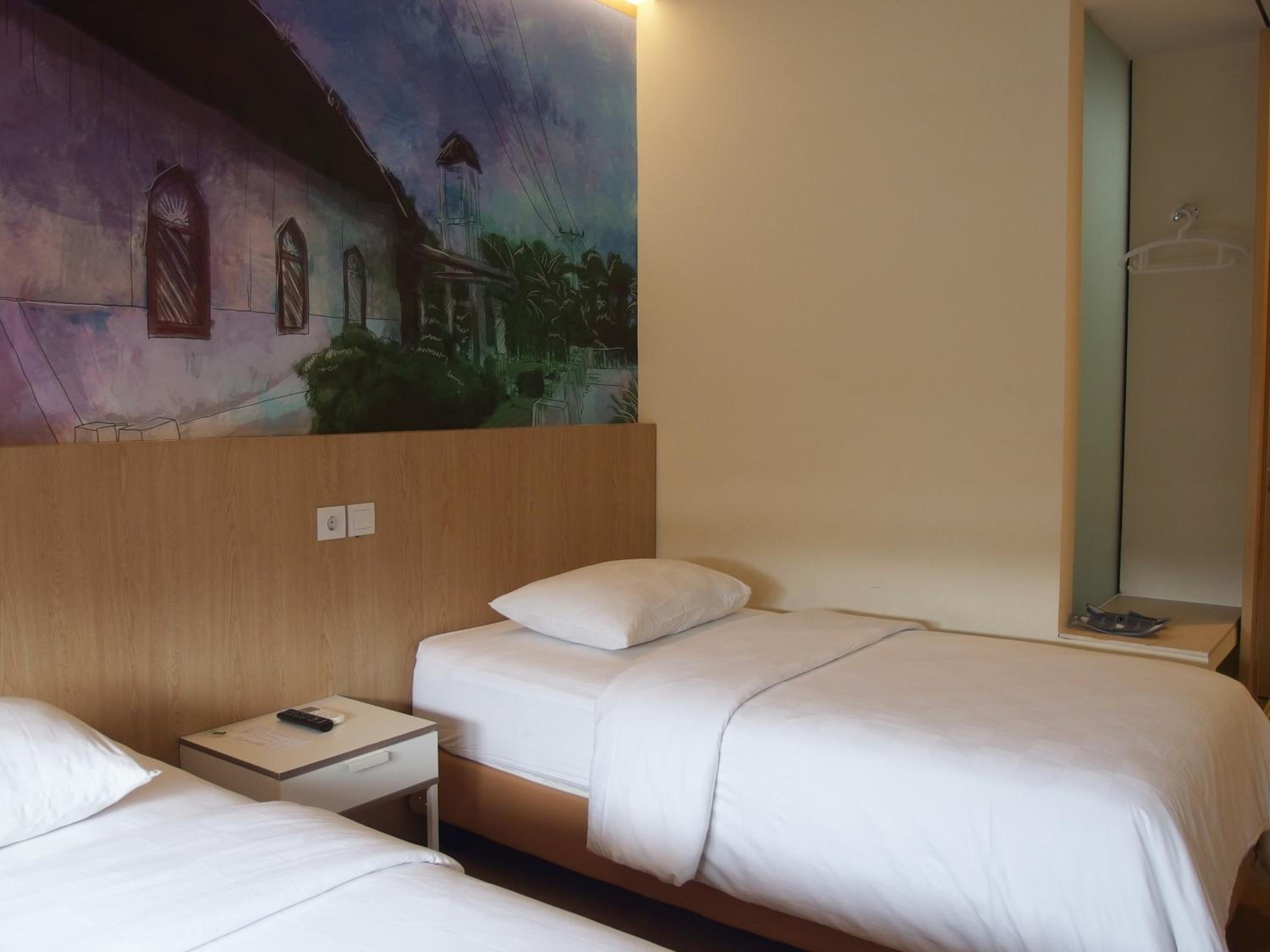 The City Hotel Ambon 8/18