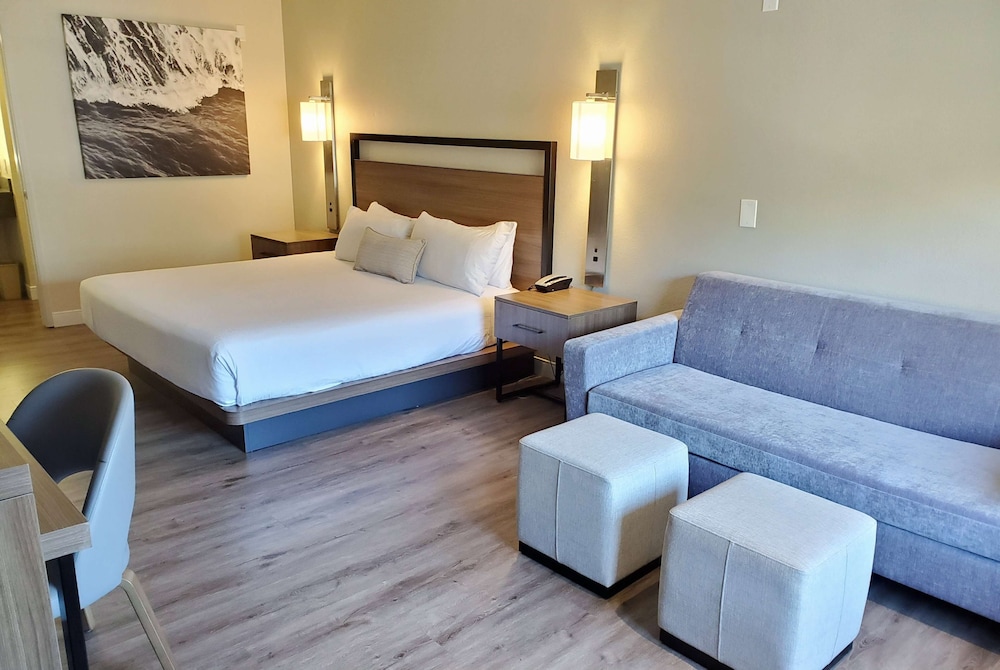 Wyndham Garden San Diego near SeaWorld 10/65
