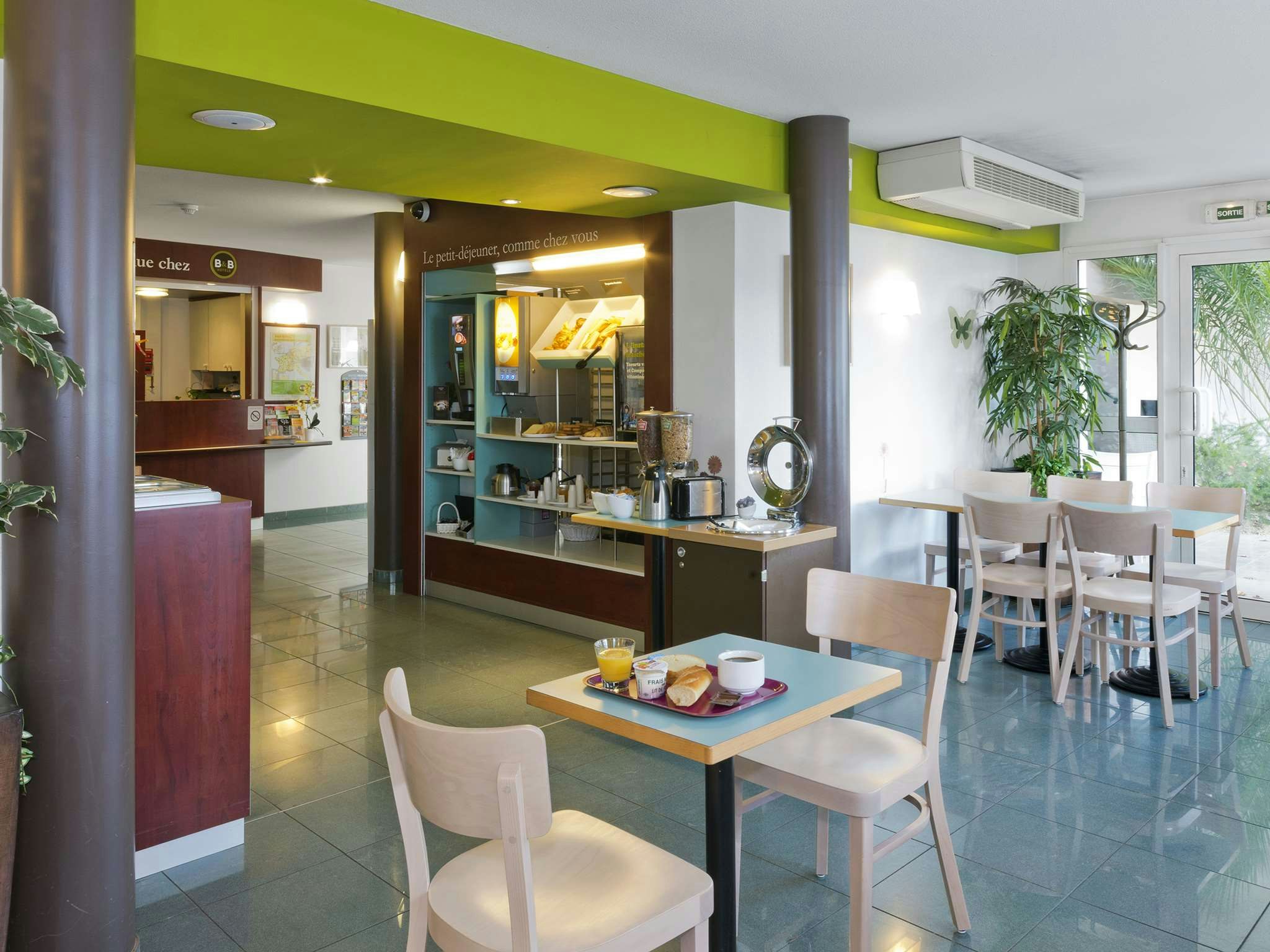B&B Hotel Rennes Sud Chantepie 9/14