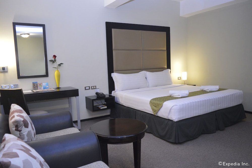 Mallberry Suites Business Hotel 25/59