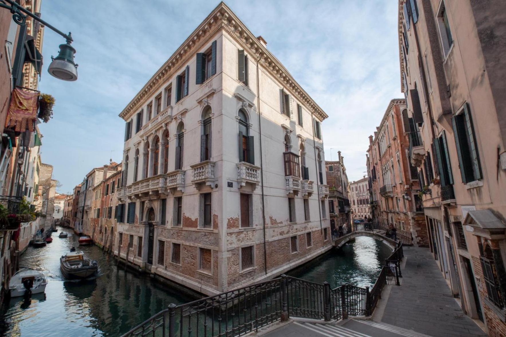 Foresteria Valdese Venezia 1/42