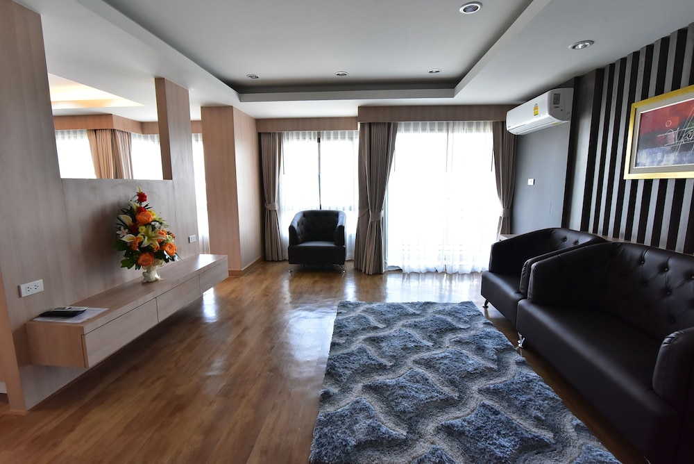 The U-Time Hotel 27/43
