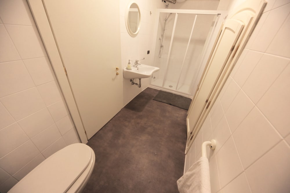 Dopa Hostel 34/39