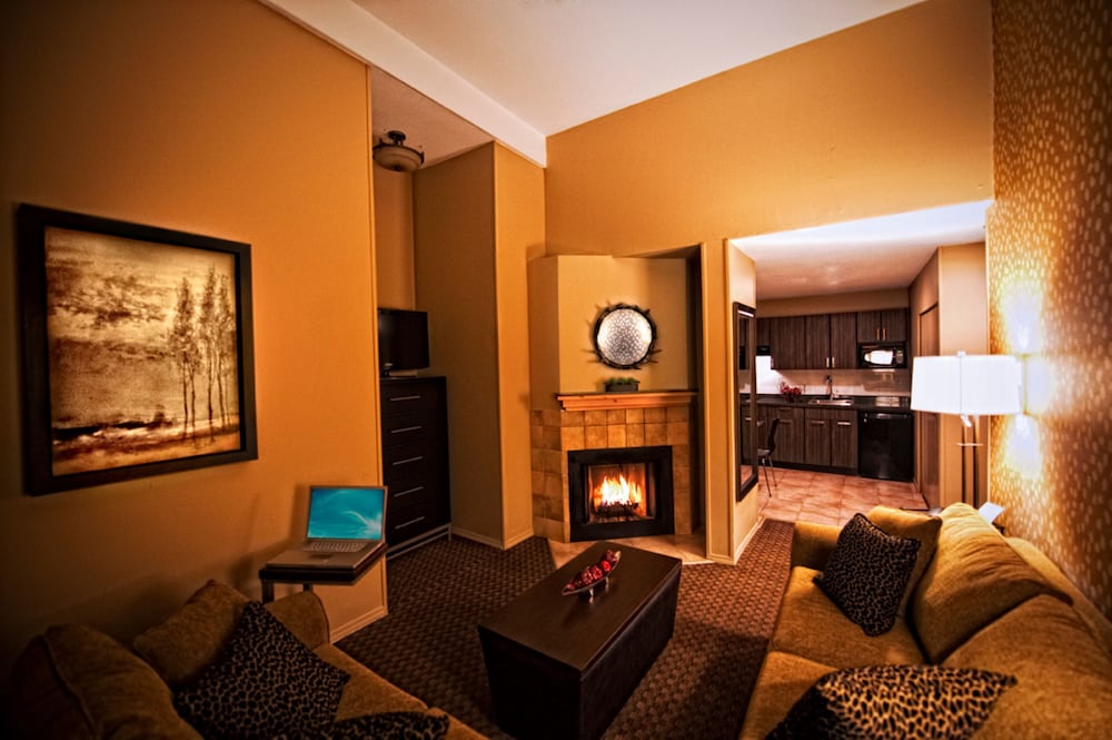 Executive Inn At Whistler Village 36/51