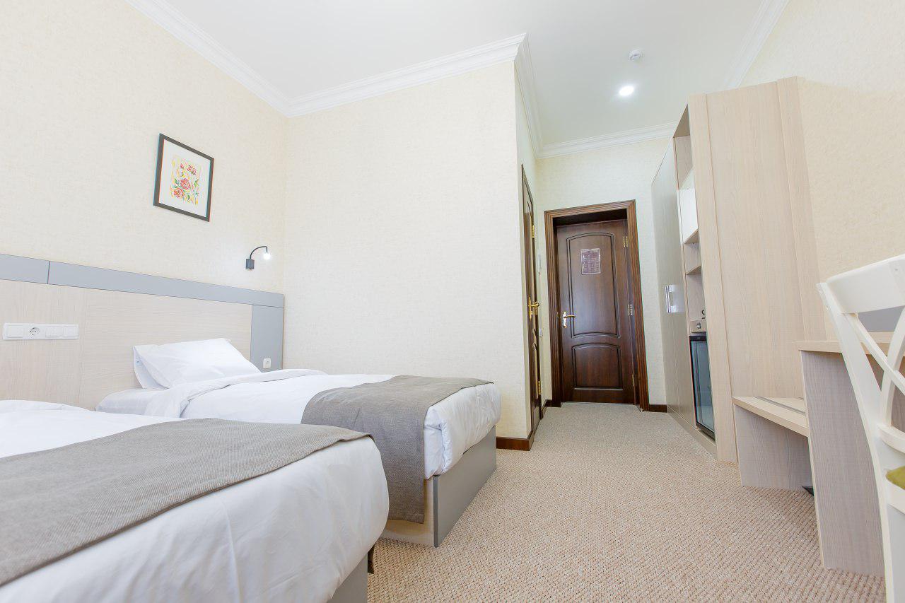 STANDARD, DOUBLE BED
