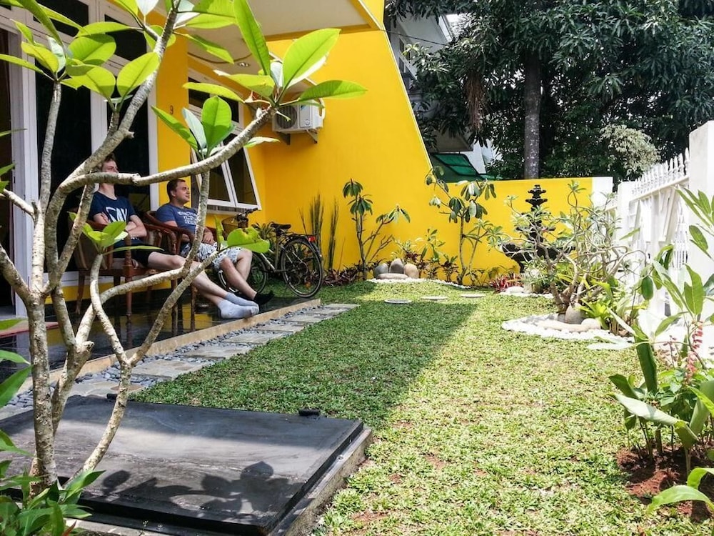 Cendana Mulia Hostel 15/20