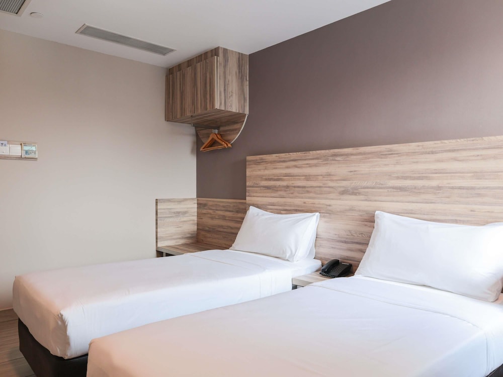 ibis budget Singapore Crystal 34/62