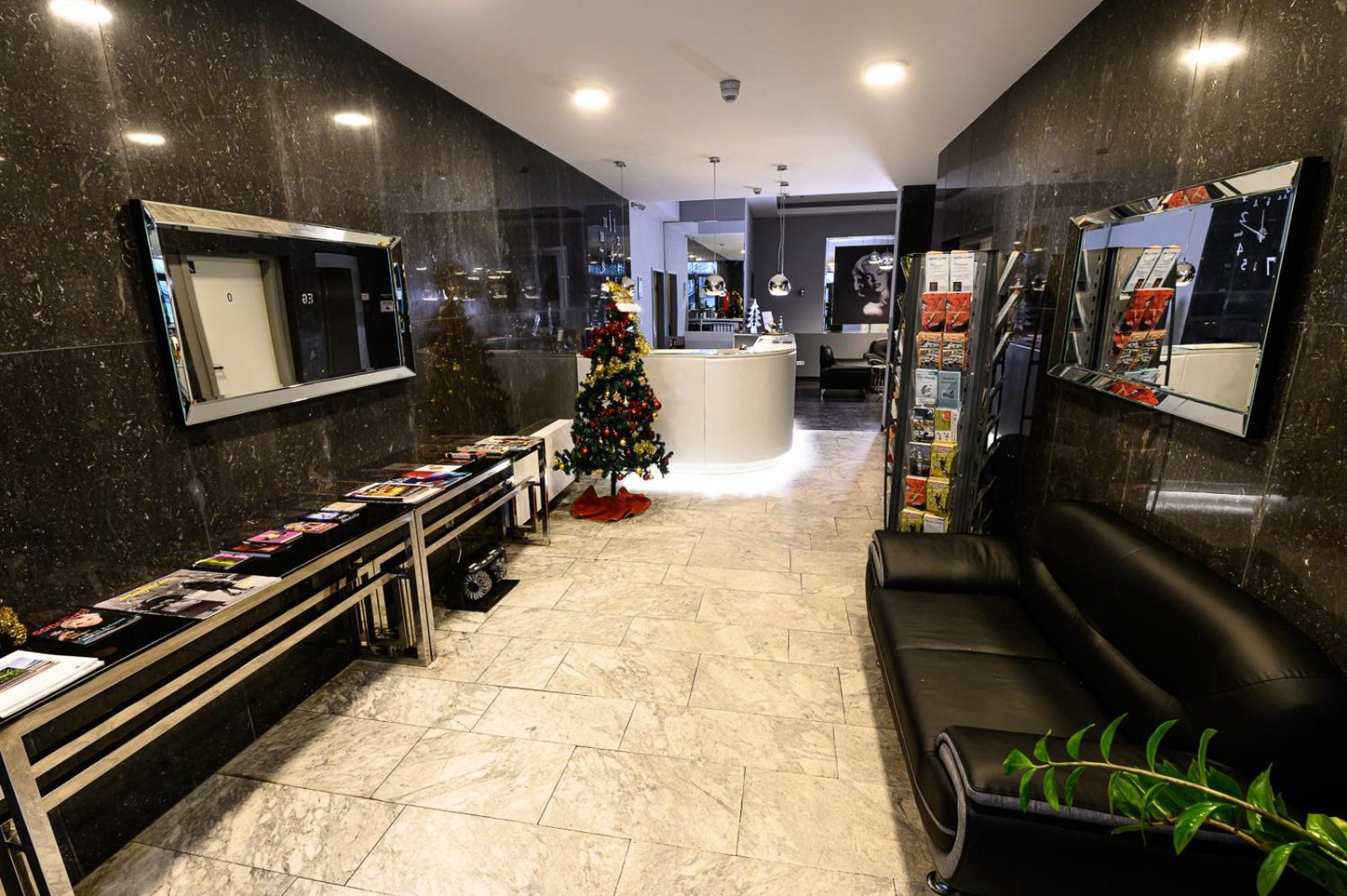 Hotel Luna 37/58