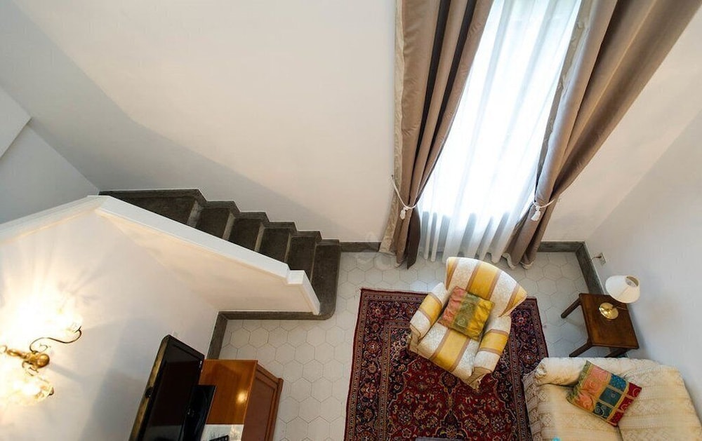 Grand Hotel Cocumella 54/84