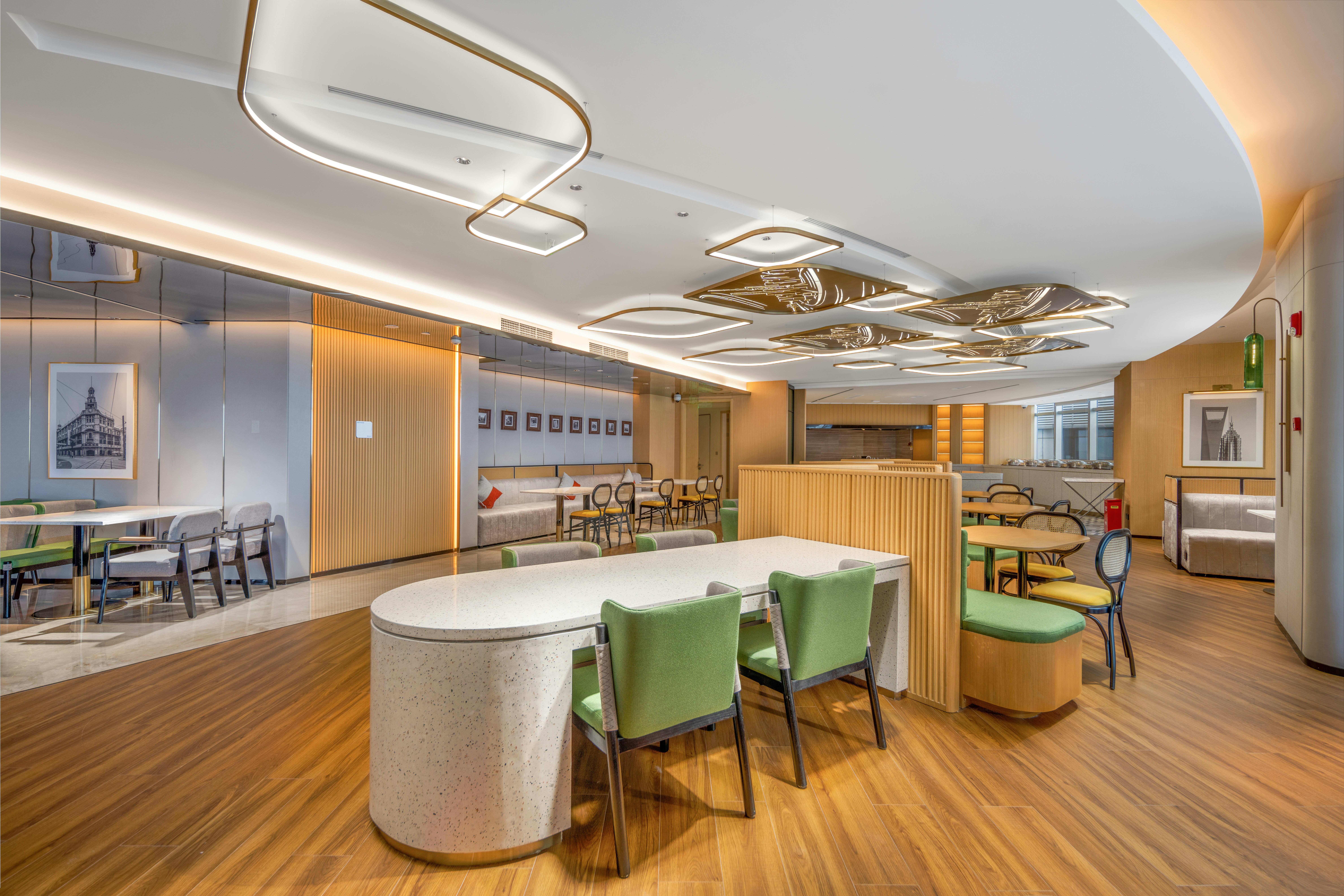 Hilton Garden Inn Shanghai Lujiazui 29/35