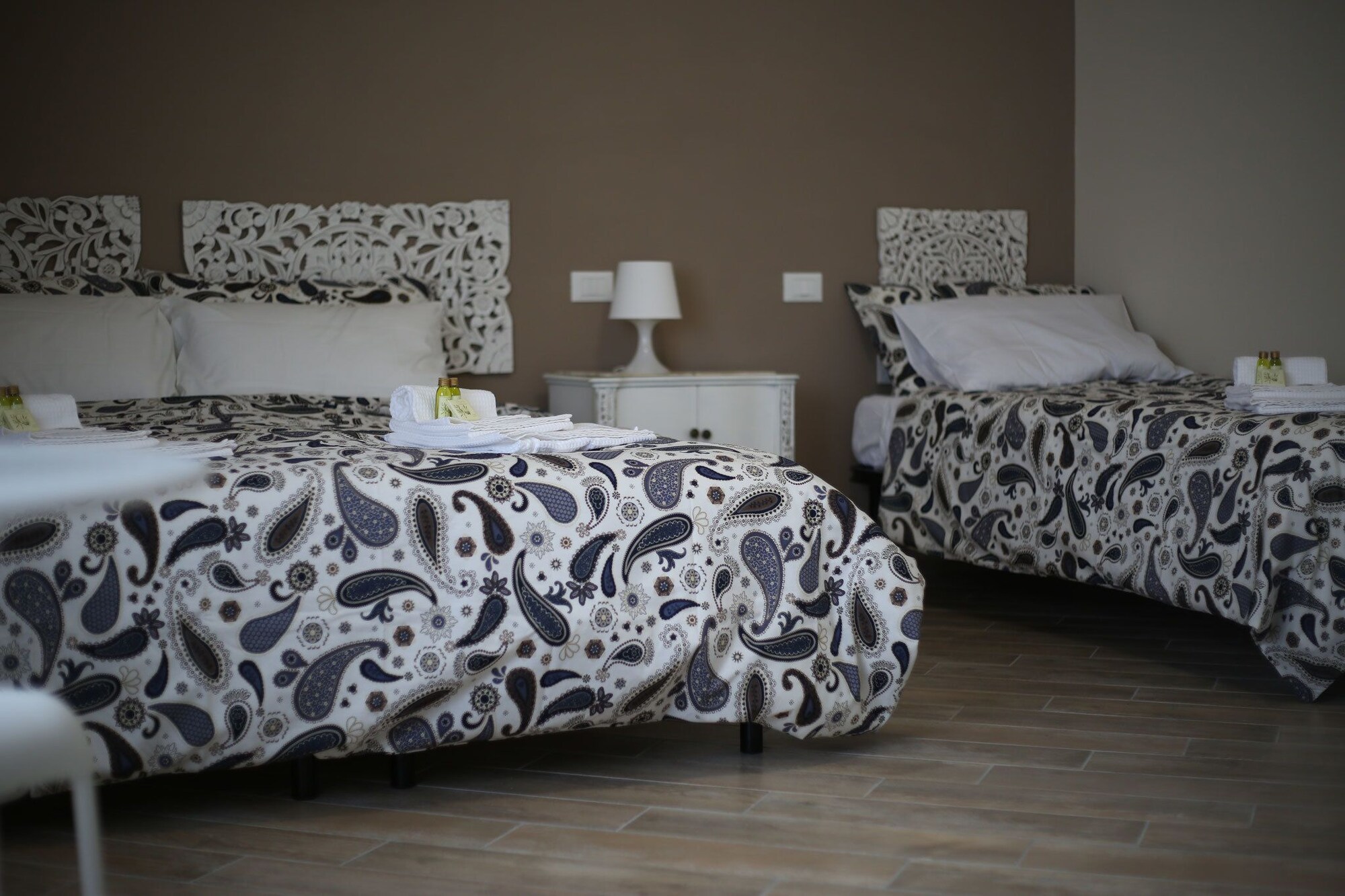 ROOM, TRIPLE