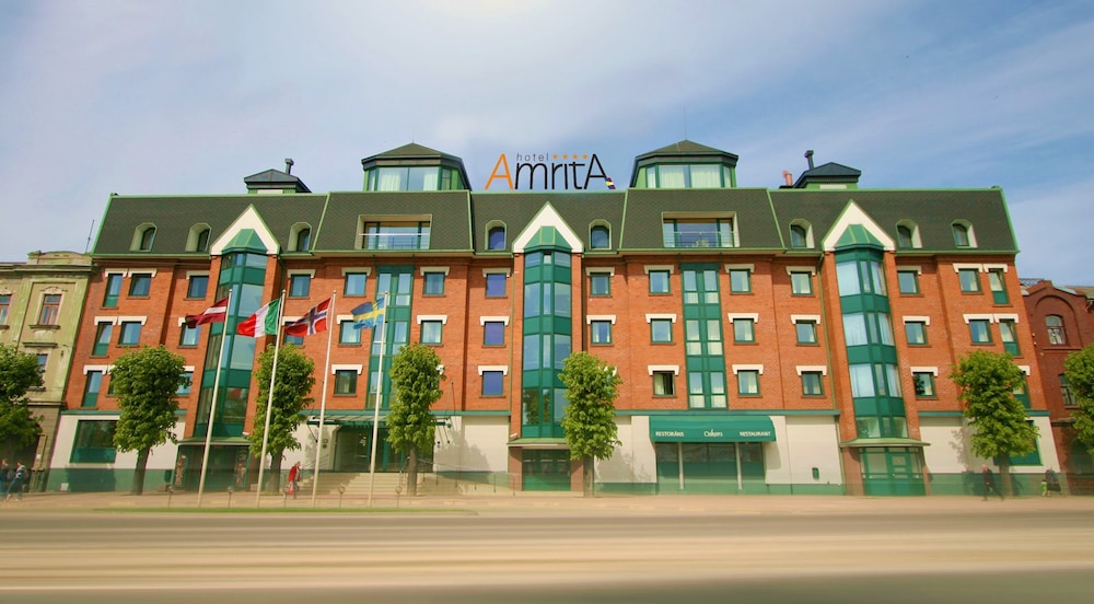 Amrita Hotel 2/67