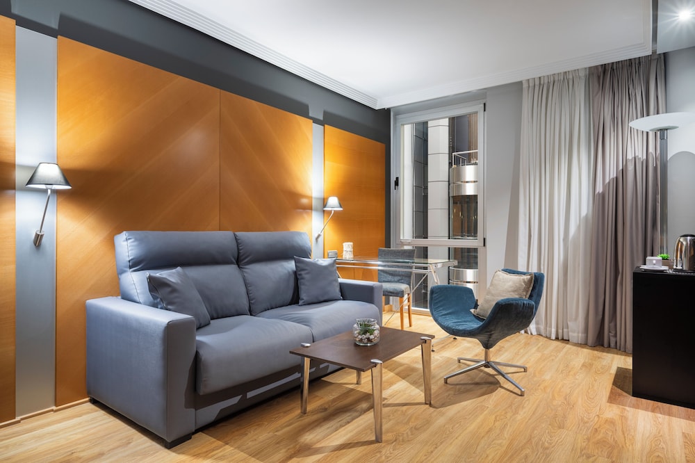 Silken Juan de Austria Hotel 28/48
