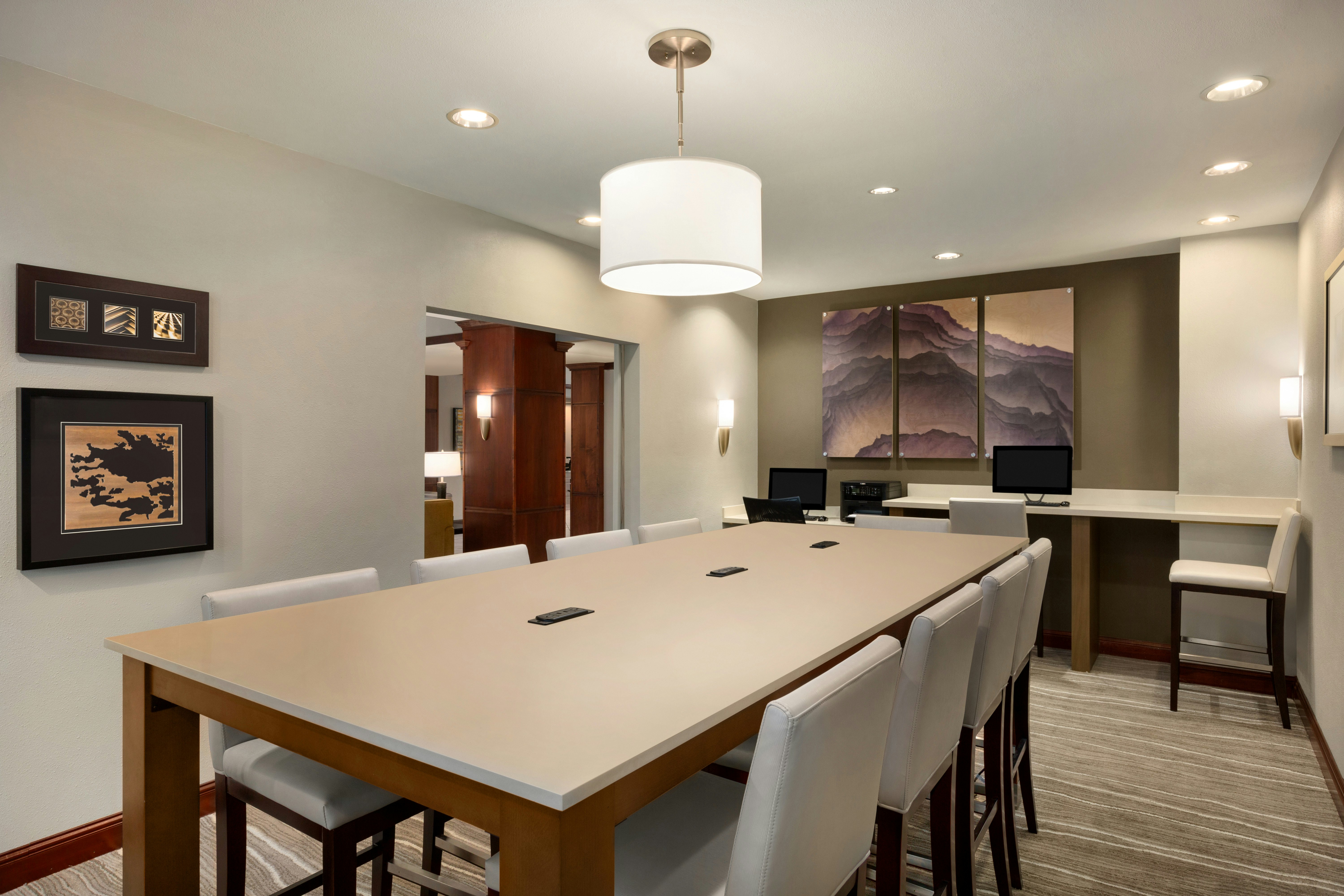Staybridge Suites Tampa East Brandon 39/54